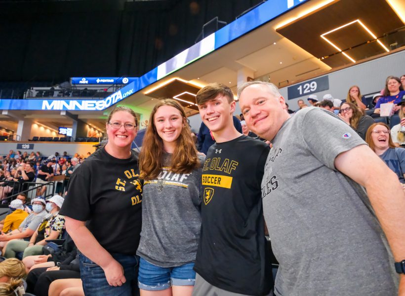 garcia_StOlaf_Lynx_Night_06222024_057