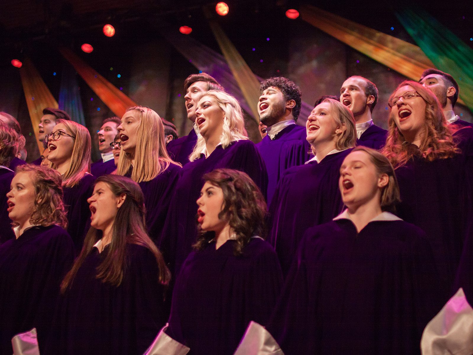 ChristmasFestival2018StOlafChoir1600x1200