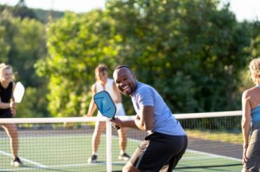 pickleball-4-players-sport-active-600×350