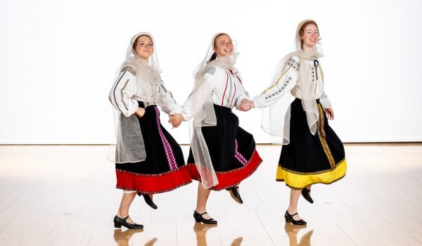 Saint Olaf Dancers – April 27 202420316-XL
