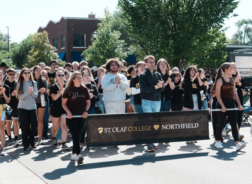 Oles marching in the 2026 DJJD parade