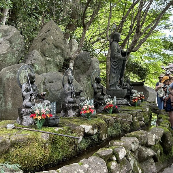 2023 Japan statues